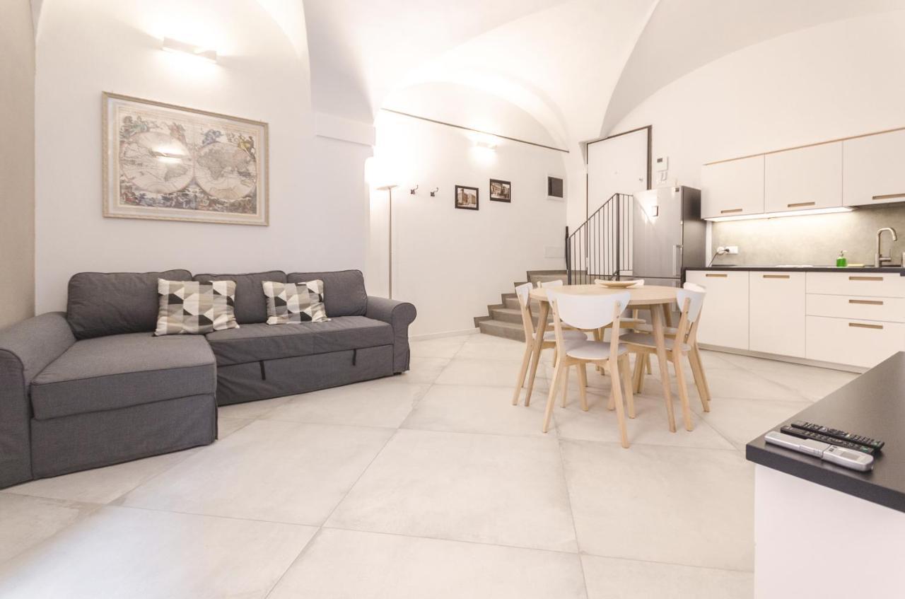 Cartoleria Suite: Spazioso, Moderno E Centrale Bologna Exteriör bild